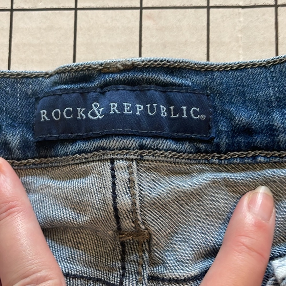 Rock & republic denim shorts, Kimber, size 14 - Picture 3 of 8